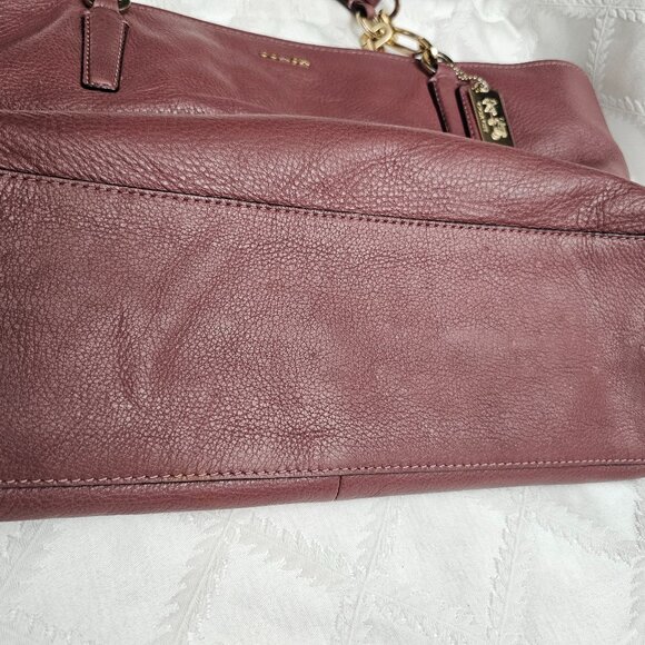 Coach Madison Leather East/West Tote! - Picture 7 of 11